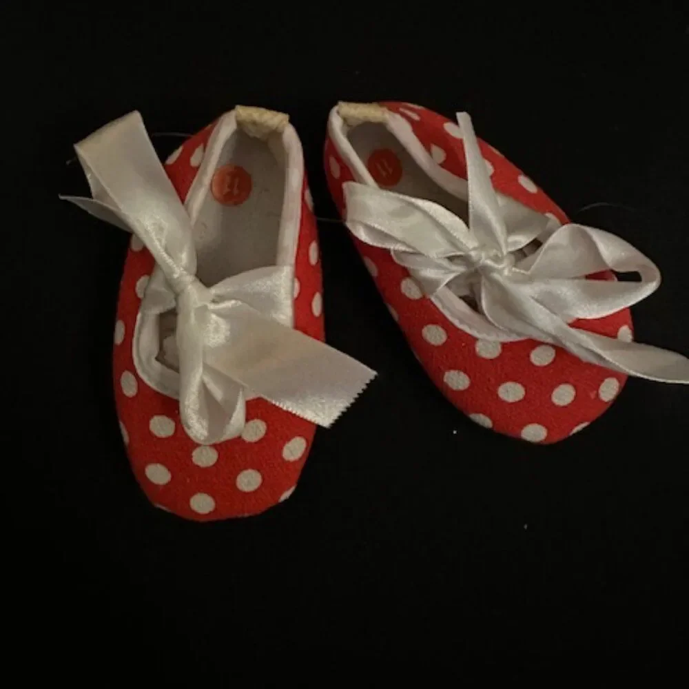 Red & White Polka Dot Infant Soft Crib Shoes  7328  NWT Boutique